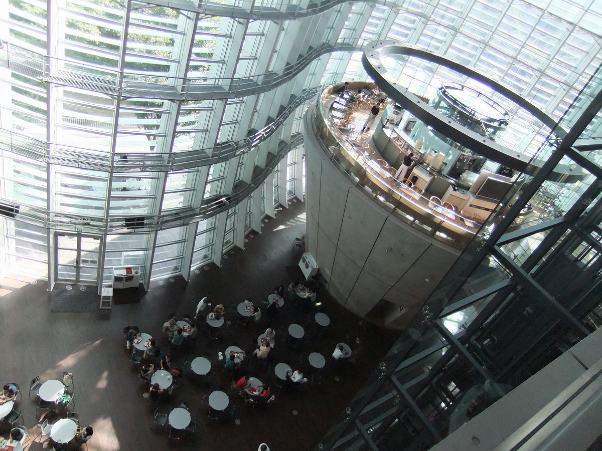 国立新美術館 01
