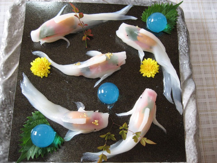 real-life-swimming-koi-sushi-13