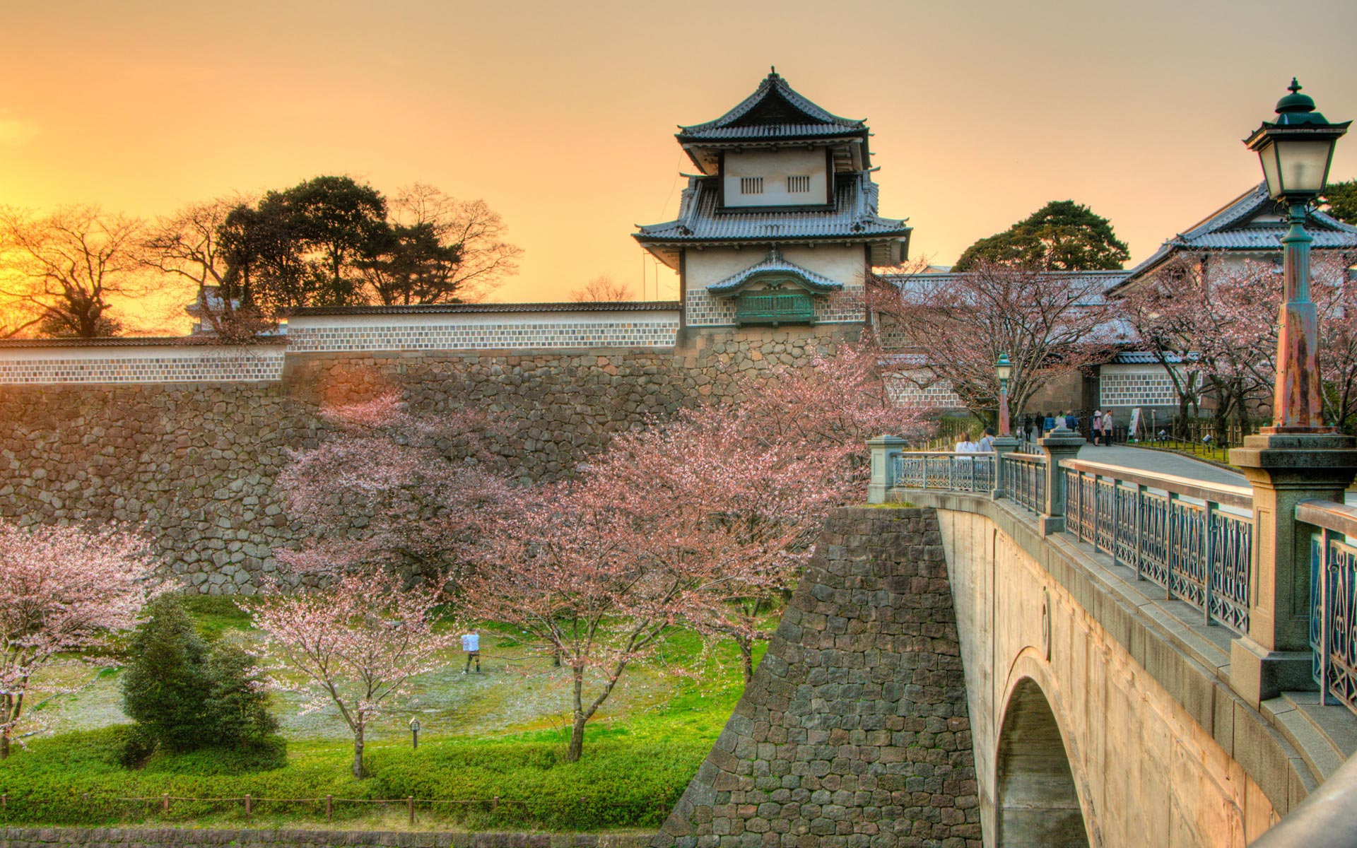 Kanazawa-Castle_yamagatacamille_ncnd