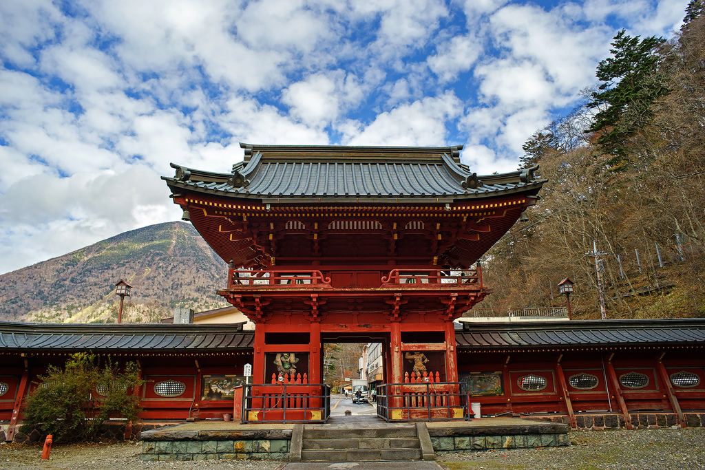 Chuzenji pagoda 03