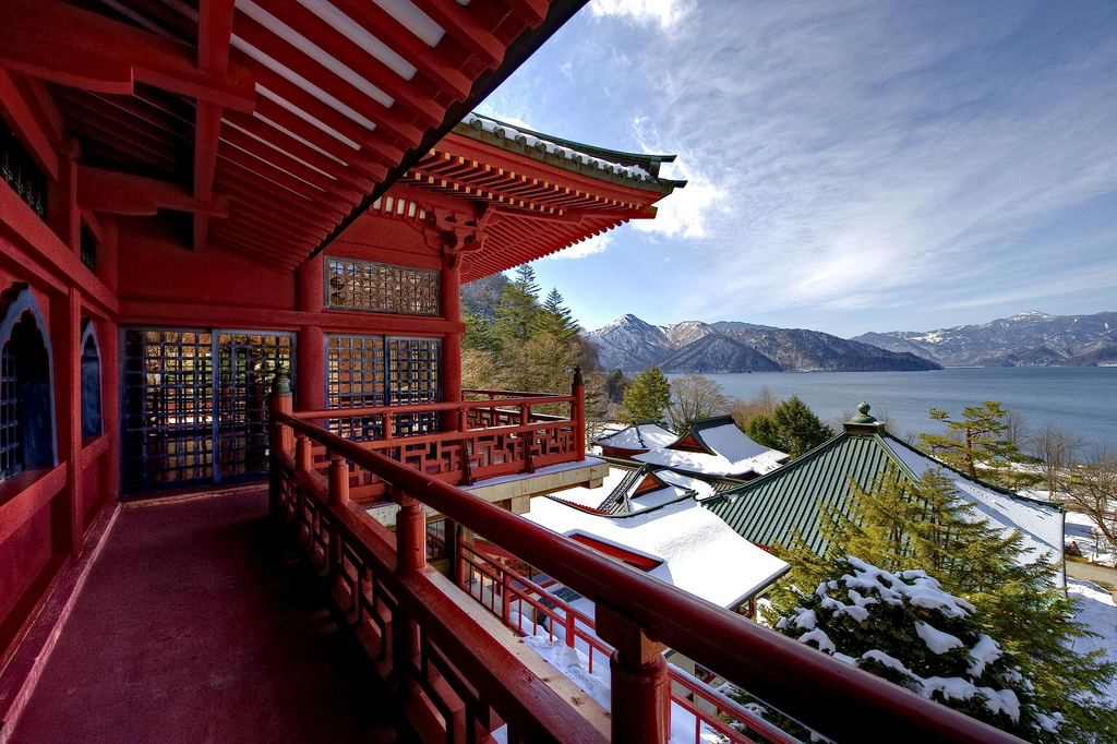 Chuzenji pagoda 01